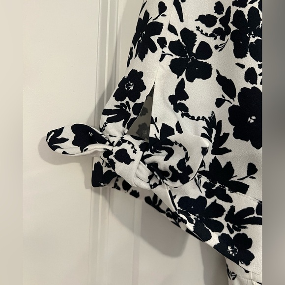 Calvin Klein Black and White Floral Midi Dress - Like New - Picture 2 of 8